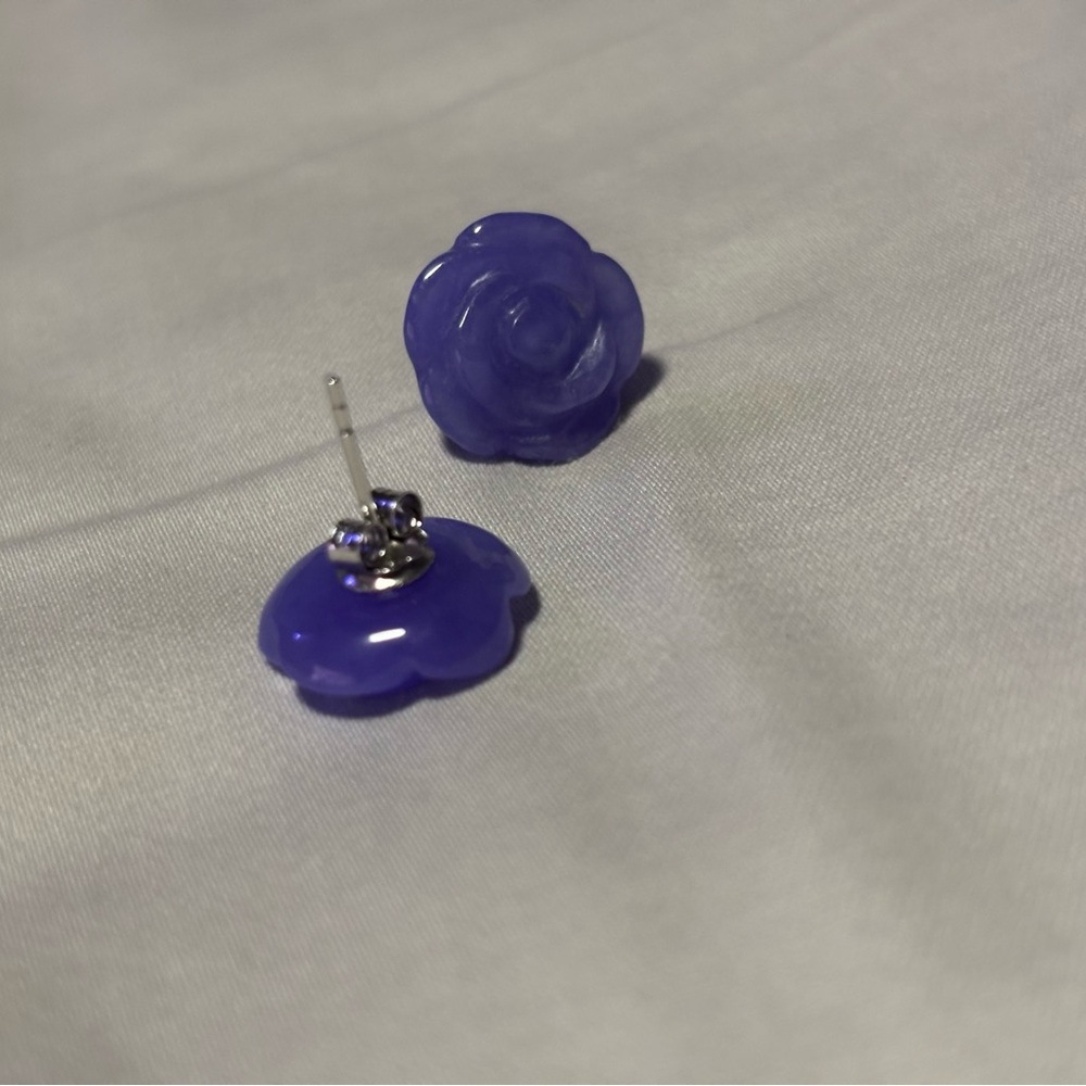 Rose Jade Stud Earrings. - Picture 2 of 7